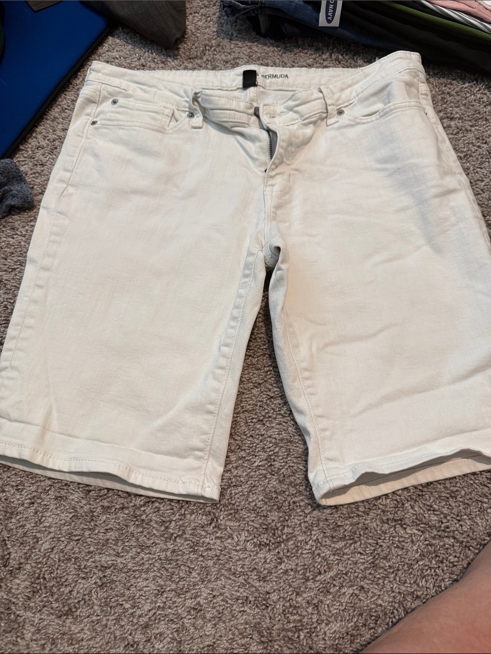 Gap Women’s White Denim Bermuda Shorts